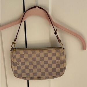 Vintage Louis Vuitton Damier Azur pouchette
